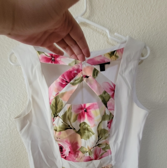 Connected Apparel Floral Pink and Green Sheath Midi Dress Size 8 - Picture 3 of 10